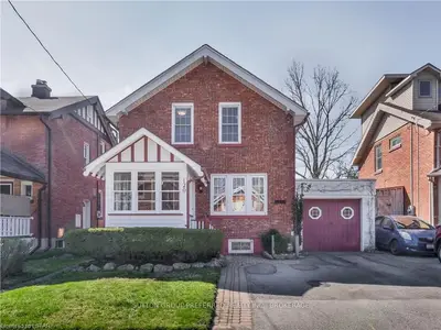 129 Garfield Avenue, London South, On N6c 2b7
