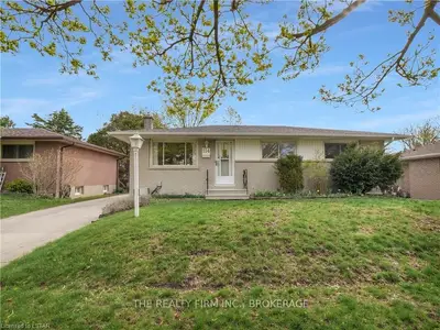 114 Pawnee Road, London East, On N5v 2s8