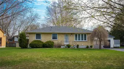 257 Coad Street, Southwest Middlesex, On N0l 1m0
