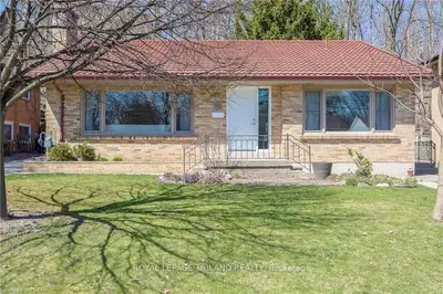 302 Maurice Street, London North, On N6h 1c5