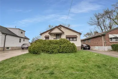 112 Brookside Street, London South, On N5x 3j7
