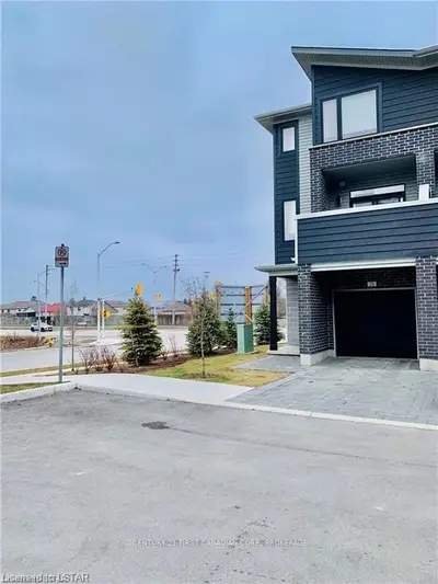 177 Edgevalley Road 29, London East, On N5v 0c5