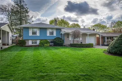 700 Tennent Court, London North, On N5x 1m1
