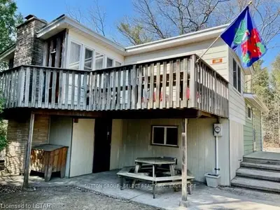 7380 DOLWAY Drive, Lambton Shores, ON N0M 2L0