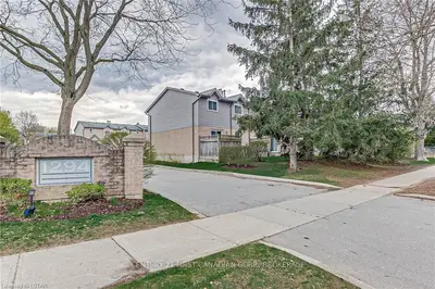 1294 Byron Baseline Road 16, London South, On N6k 4g7