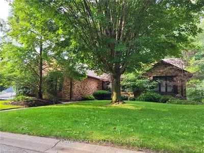 86 Camberdale Place, London South, On N6k 4a2