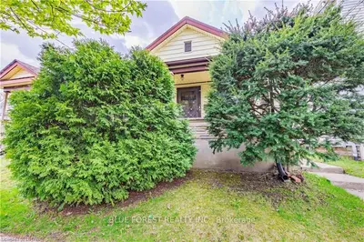 449 Salisbury Street, London East, On N5y 3b3