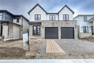 2084 Tokala Trail, London North, On N6g 3x7