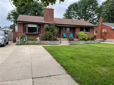 223 Rainbow Avenue, London East, On N5w 4v9