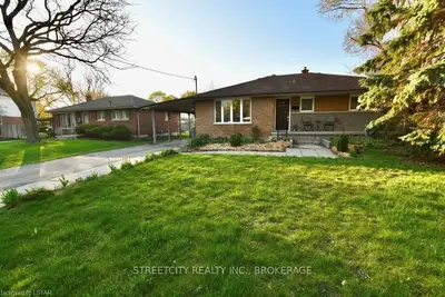 123 Bow Street, London East, On N5v 1b3