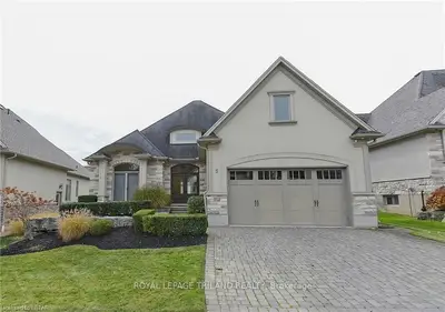 1515 Shore Road 5, London South, On N6k 5b7