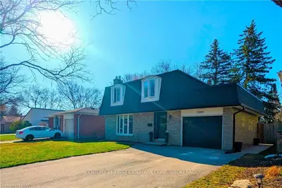 184 Edgehill Crescent, London North, On N6g 2t8