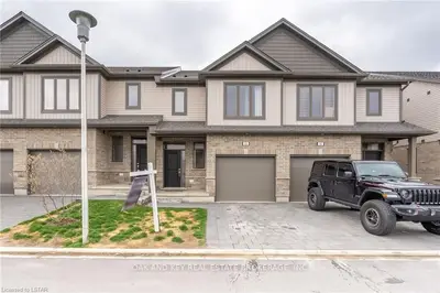 745 Chelton Road 22, London South, On N6m 0j1