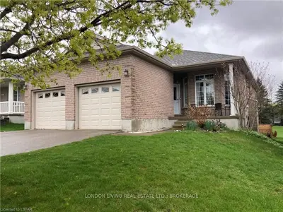1489 Agathos Street, London East, On N5v 5j4