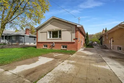 128 Langarth Street W, London South, On N6j 1p6