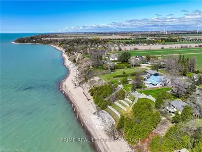 72875 DEMERS Street, Bluewater, ON N0M 2T0