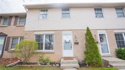 1725 Ernest Avenue 18, London South, On N6e 2w3
