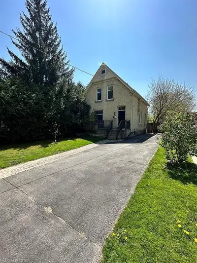 741 William Street, London East, On N5y 2r5