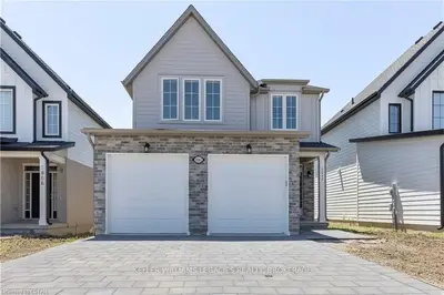 3062 Heardcreek Trail, London North, On N6g 2s7