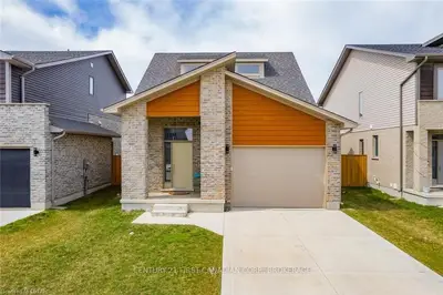 2411 Irish Moss Road, London South, On N6m 0a5
