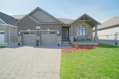 174 Acton Street, Strathroy-caradoc, On N7g 4g5