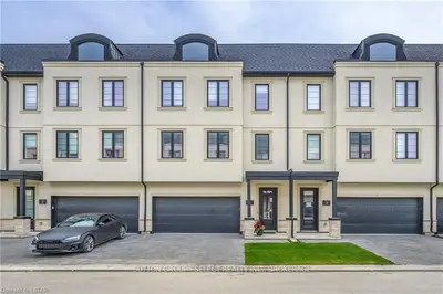435 Callaway Road 5, London North, On N6g 2n1