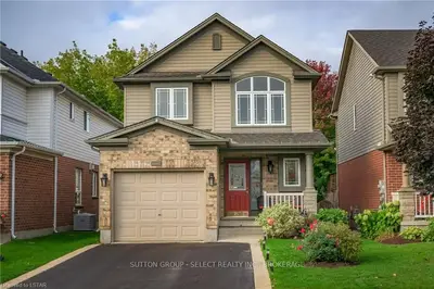1807 Rollingacres Drive, London North, On N5x 4k4