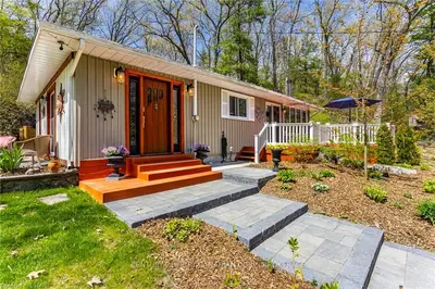 9960 NORTHVILLE Crescent, Lambton Shores, ON N0M 2N0