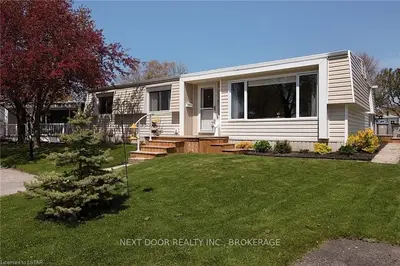 158 MISSISSAUGA Place, South Huron, ON N0M 1T0