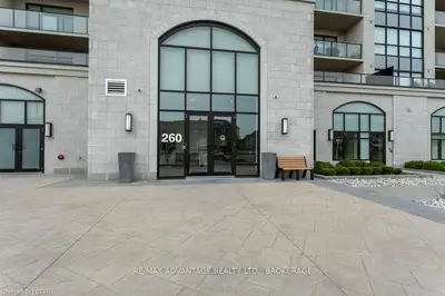 260 Villagewalk Boulevard 909, London North, On N6g 0w6