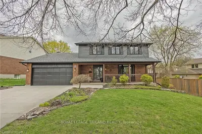 53 Somerset Road, London South, On N6k 3m6