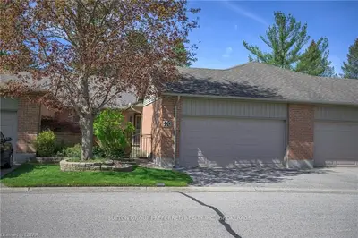 2 Cadeau Terrace 46, London South, On N6k 4g4