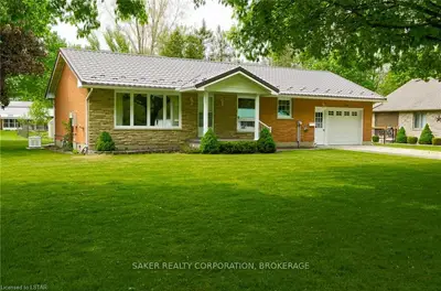 241 Roskeen Street, North Middlesex, On N0m 2k0