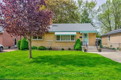 1880 Herbert Avenue, London East, On N5v 2c5