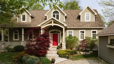 71649 OLD CEDAR BANK Lane, Bluewater, ON N0M 1N0