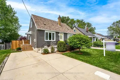 1612 Scott Street, London East, On N5w 2j3