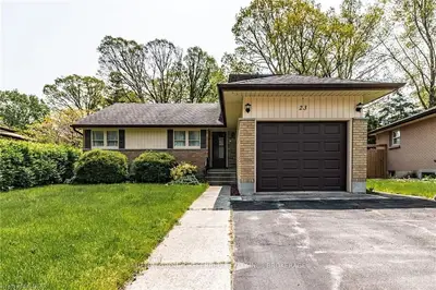 23 Arcadia Crescent, London East, On N5w 1p5