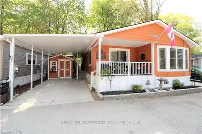 22790 Amiens Road 11, Strathroy-caradoc, On N0l 1r0