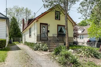 19 Mcnay Street, London East, On N5y 1k5