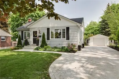 366 Boler Road, London South, On N6k 2k5