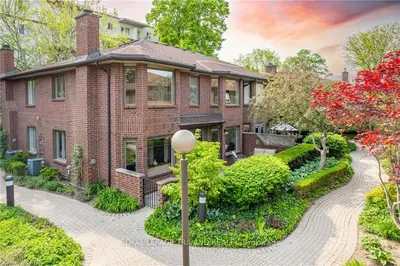 152 Albert Street 5, London East, On N6a 1m1