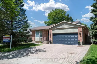 67 Acorn Place, London North, On N6g 4j3