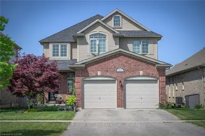 2115 Wickerson Road, London South, On N6k 5s4