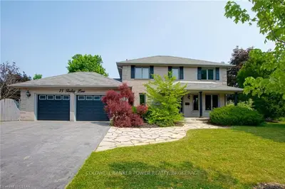 75 Toohey Lane, London North, On N6g 4y1