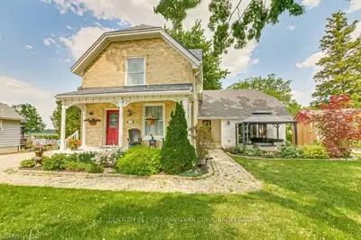25 KING STREET NORTH Street, South Huron, ON N0M 1M0