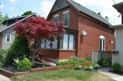 210 Ridout Street S, London South, On N6c 3y2