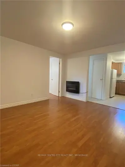 1309 Springbank Avenue 6, London South, On N6k 1z9
