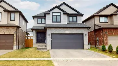 410 Tansbury Street, London North, On N6g 0r6