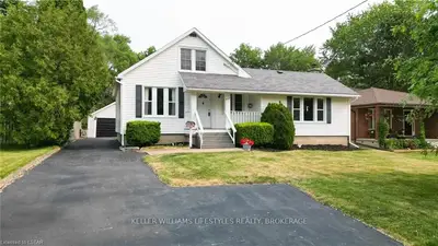 642 Eden Avenue, London South, On N6c 2z7