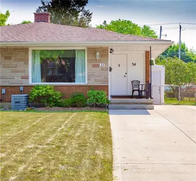 34 Almond Road, London South, On N5z 4c4